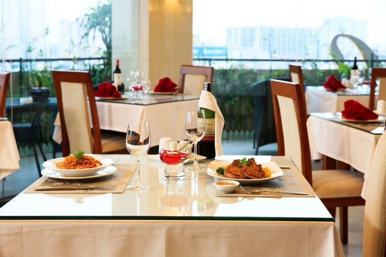 Luxeden Hotel
