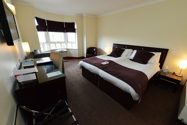 Glynhill Hotel And Leisure Club