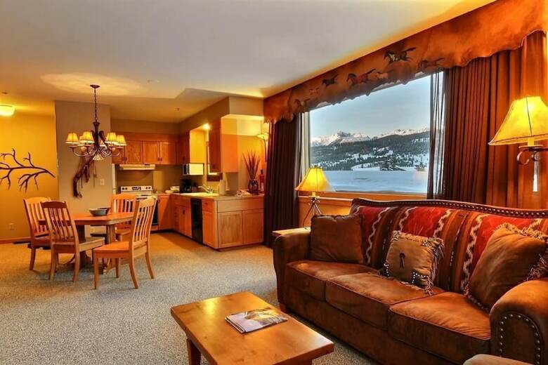 Hotel Shoshone Condos At Big Sky Resort