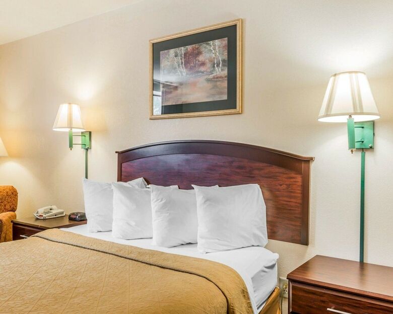 Hotel Quality Inn Pell City I-20 Exit 158