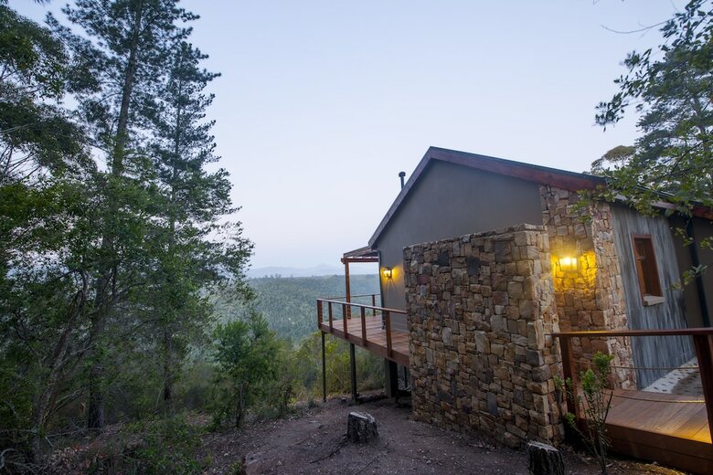 Bed & Breakfast Tamodi Lodge And Stables