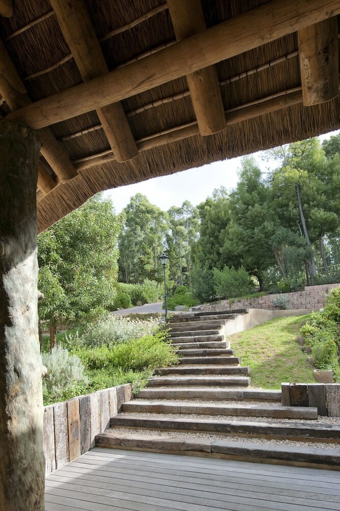 Bed & Breakfast Tamodi Lodge And Stables