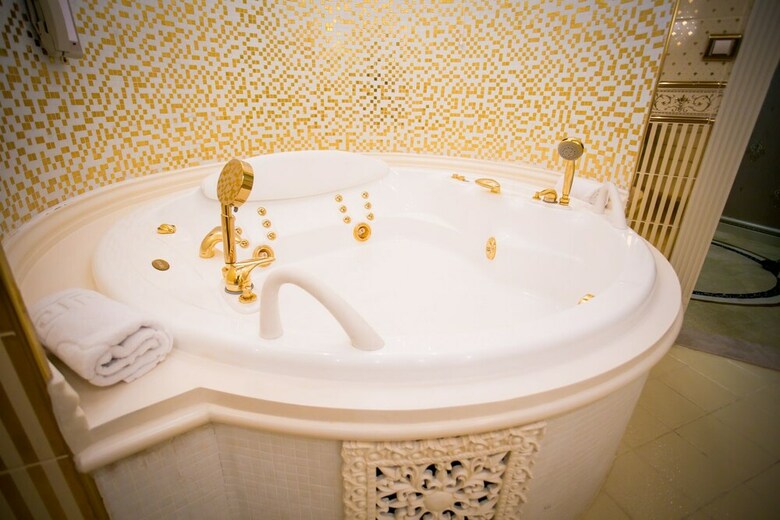 Samakhi Palace Sharadil Hotel