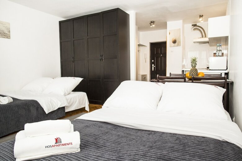 Aparthotel Hosapartments City Center