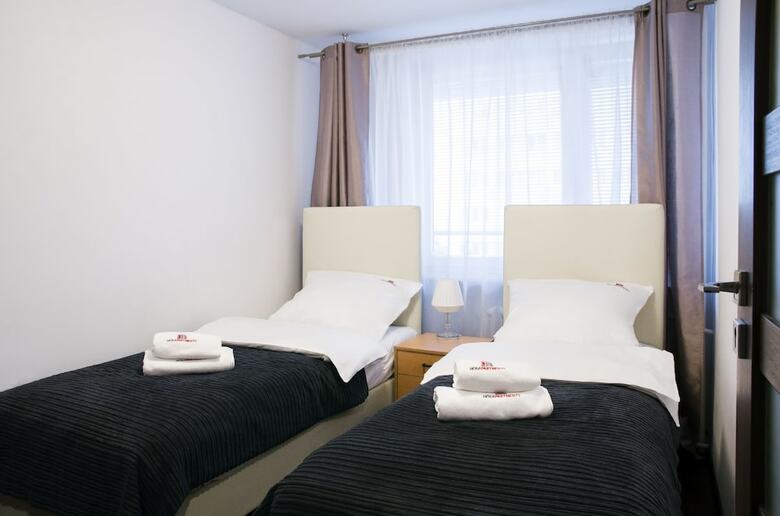 Aparthotel Hosapartments City Center