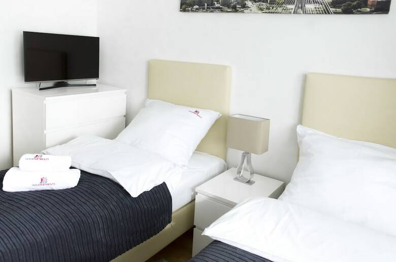 Aparthotel Hosapartments City Center