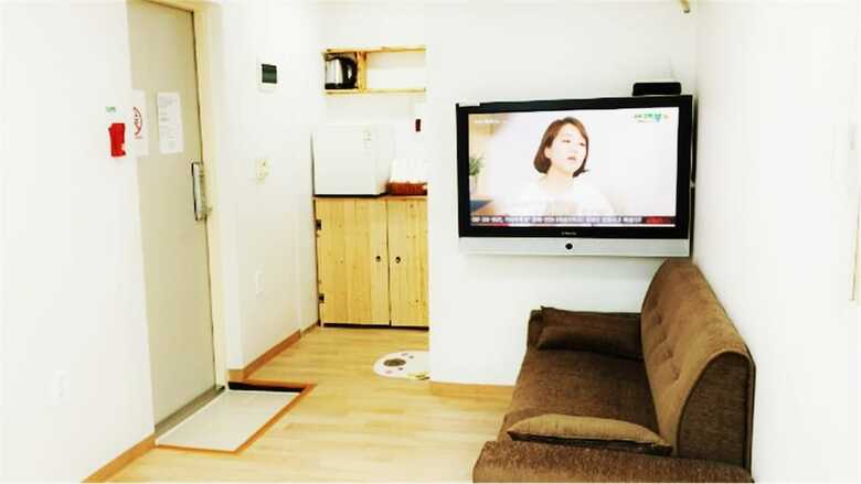 Hotel Iu Guesthouse