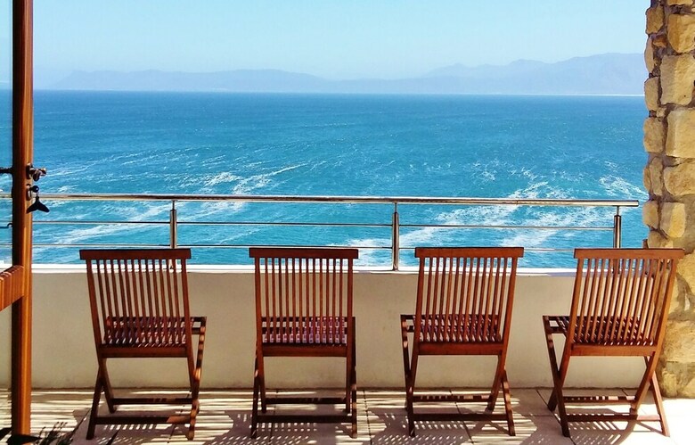 Bed & Breakfast Kleinzee Oceanfront Guesthouse