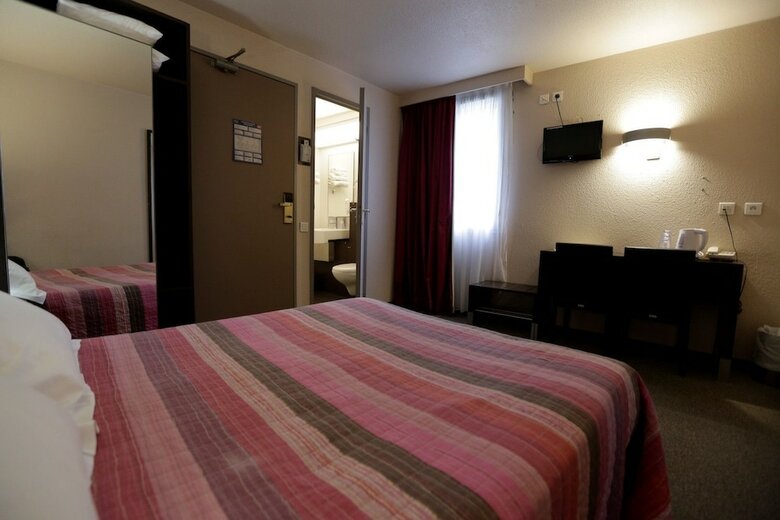 Hotel H�tel Au Petit Caporal