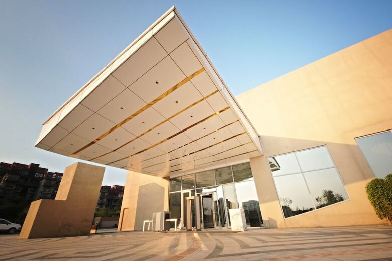 Hotel Vivanta New Delhi,dwarka