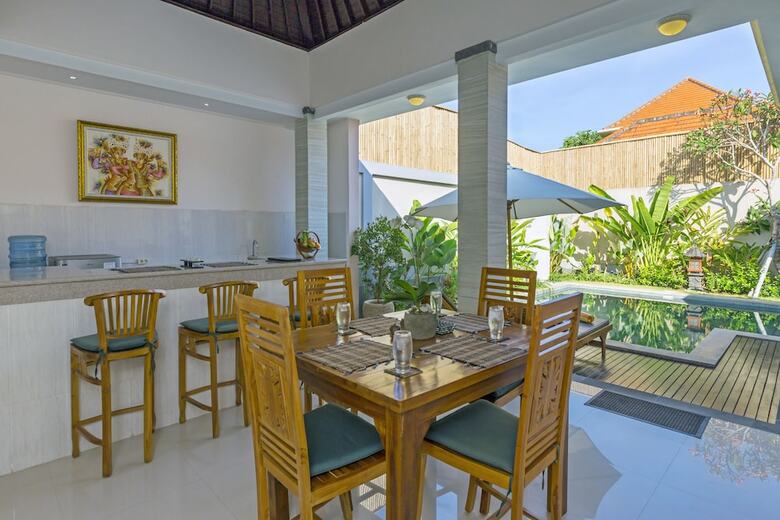 Kubal Villa & Restaurant