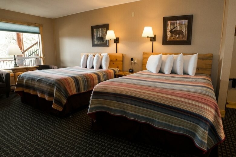 Hotel Estes