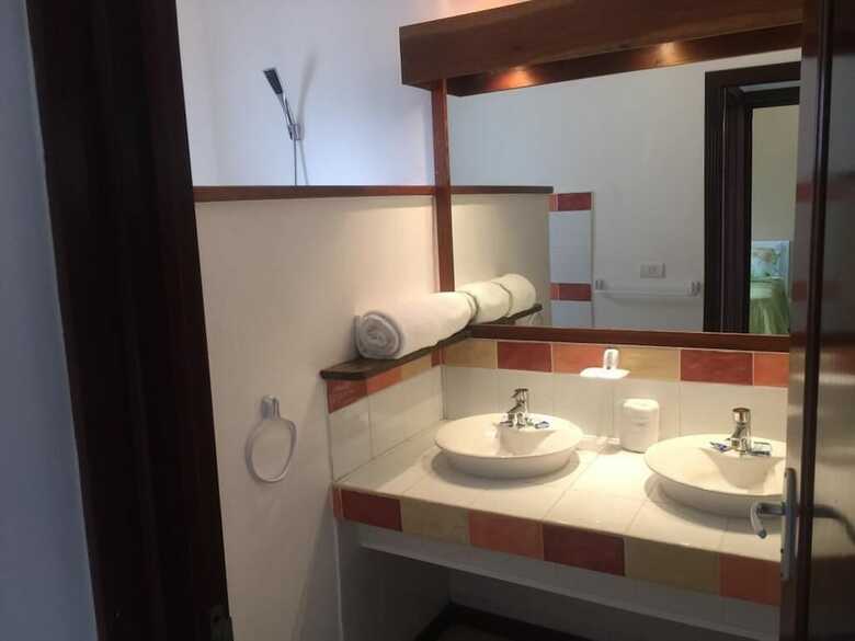 Apartamentos Hotel Don Cesar