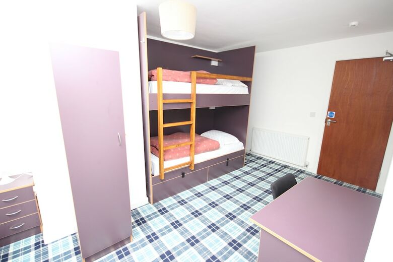 Hostal Tartan Lodge - Hostel
