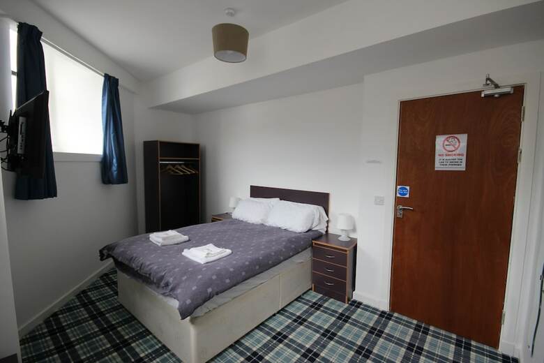 Hostal Tartan Lodge - Hostel