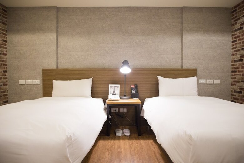 Old Fashion Hotel
