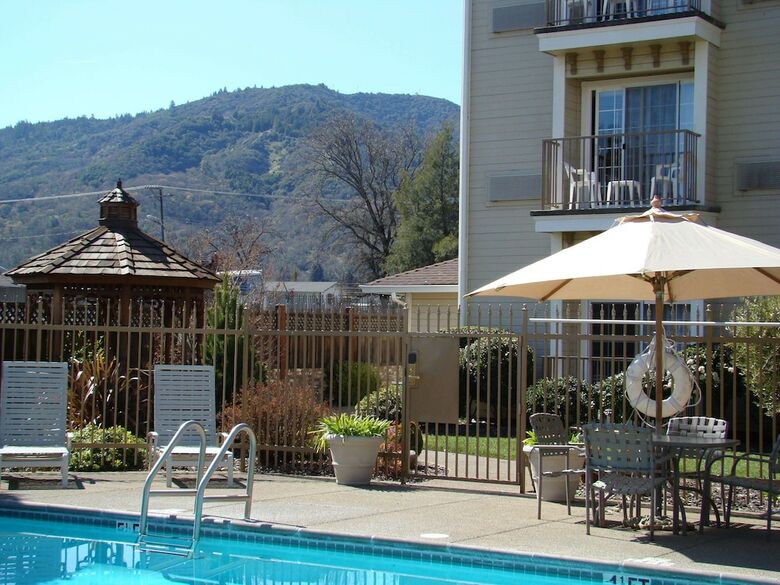 Hotel Hampton Inn Ukiah Ca