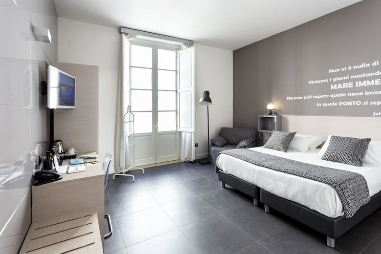 B&B Nostos