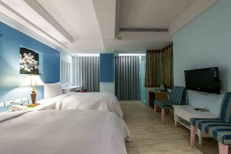 Liz Hotel