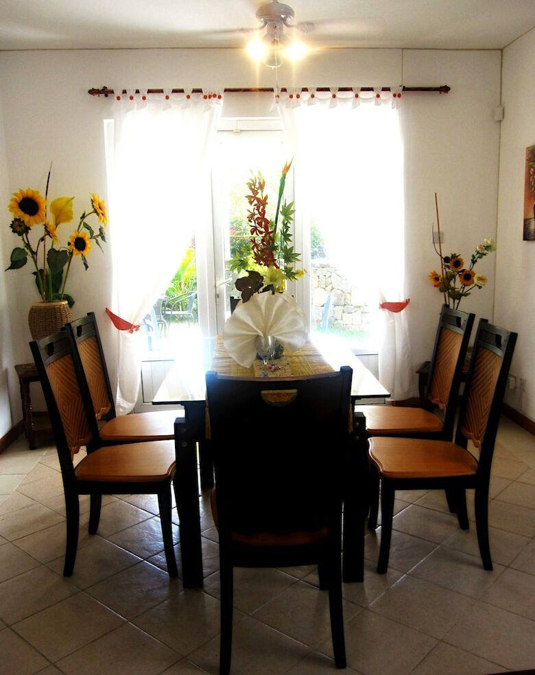 Golden Rod Villa