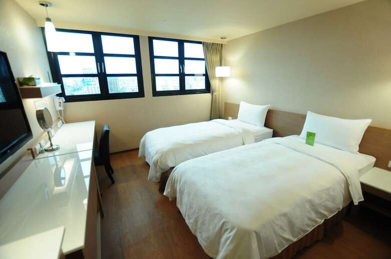Kindness Hotel - Kaohsiung Main Station