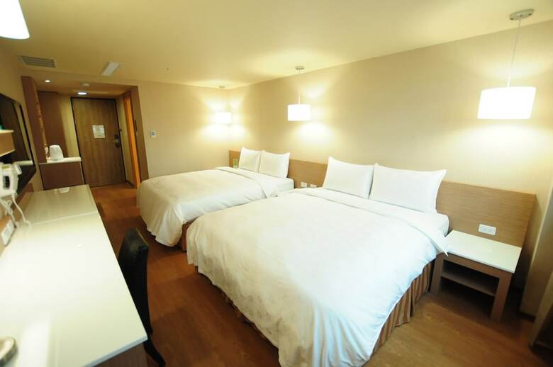 Kindness Hotel - Kaohsiung Main Station
