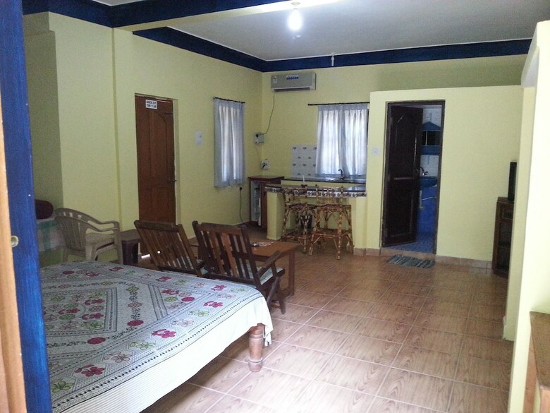 Hotel Albenjoh Guesthouse