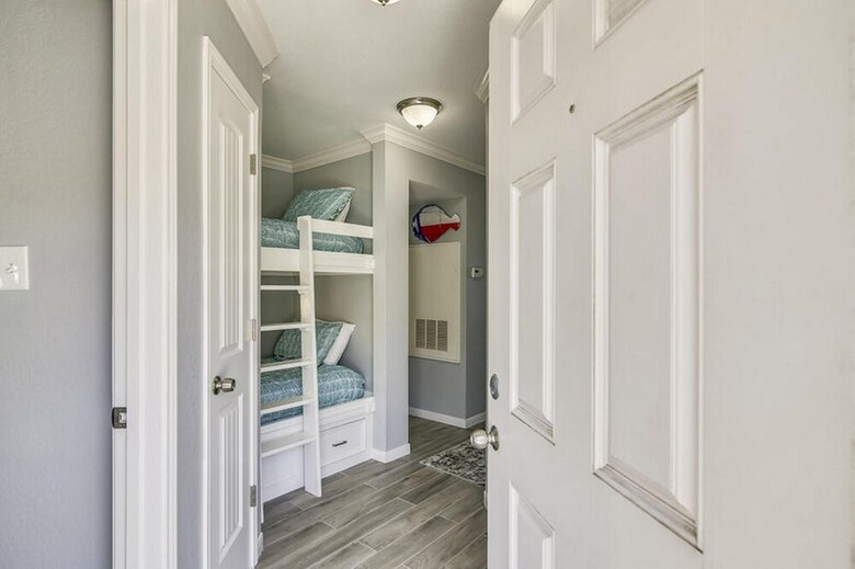 Seascape Deluxe Beach Condos By A B Sea Rentals