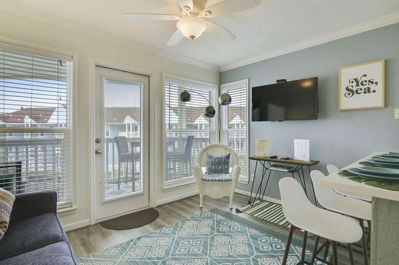 Seascape Deluxe Beach Condos By A B Sea Rentals