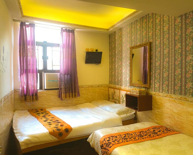 Hostal Nathan House
