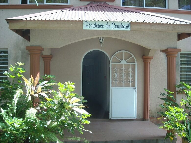 Residencia Courbaril Village
