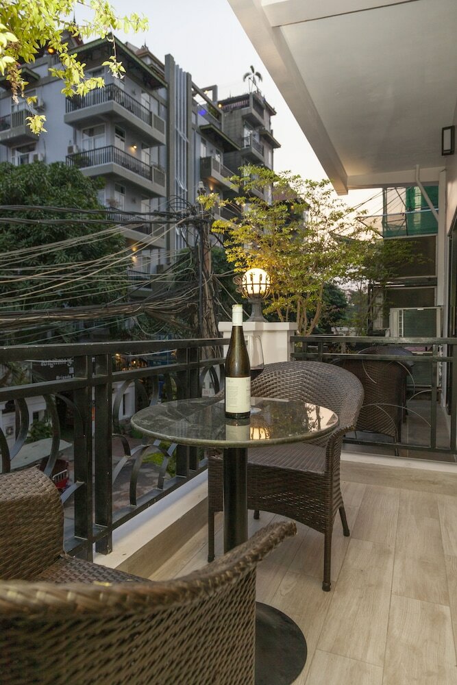Number 9 Hotel