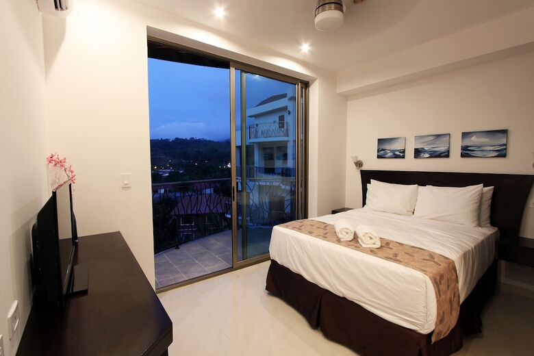 Oceano Boutique Hotel & Gallery