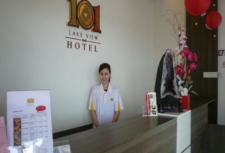 101 Lake View Hotel Puchong