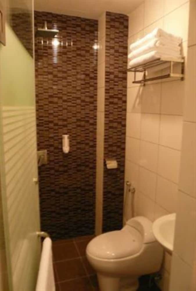 101 Lake View Hotel Puchong