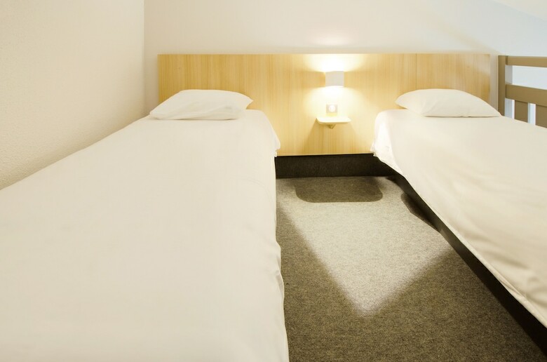 Hotel B&B H�tel Chartres Le Forum