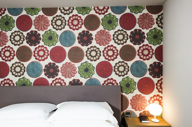 Fh Crystal Hotel