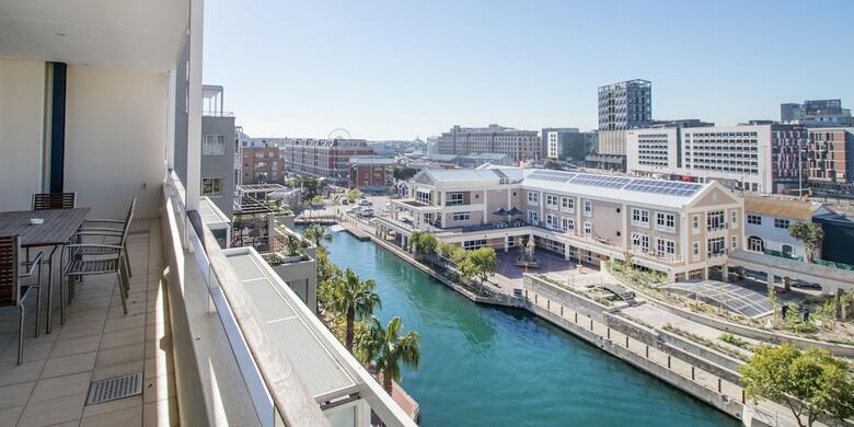 Apartamentos Waterfront Village