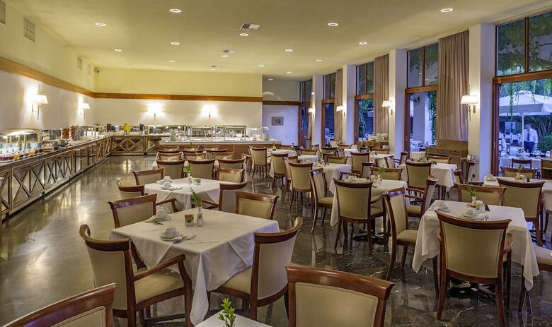 Skiathos Palace Hotel