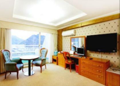 Gumi Hotel Park Business