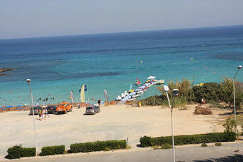 Astreas Beach Hotel Apartments