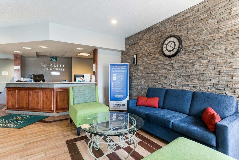 Hotel Quality Inn & Suites