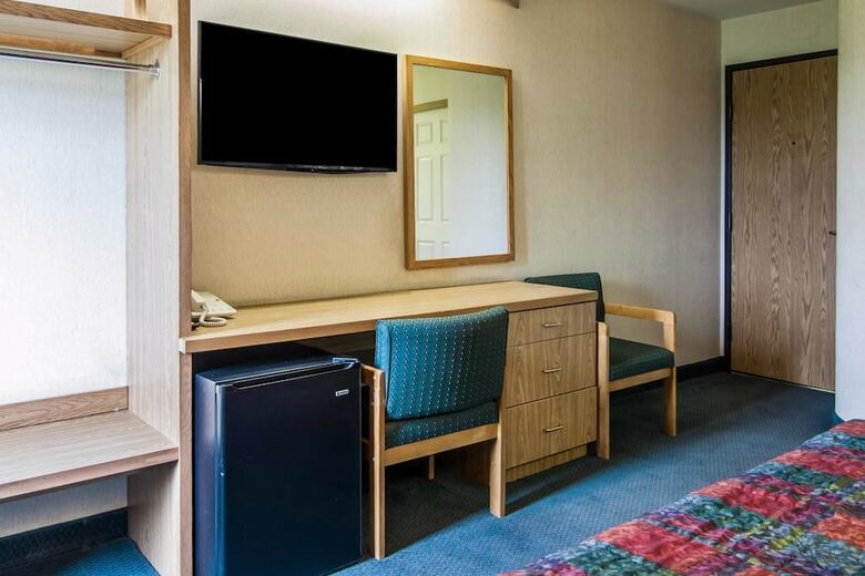 Hotel Rodeway Inn Salem