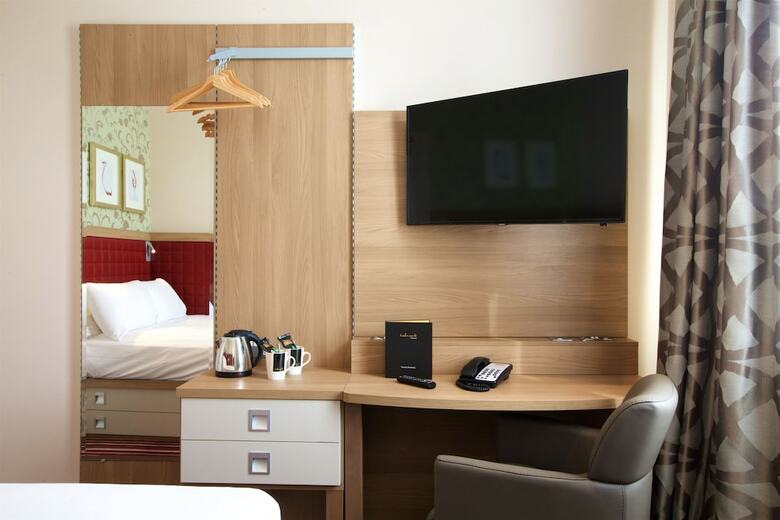 Hallmark Hotel Croydon Aerodrome