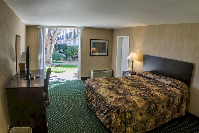 Hotel Rose Garden Inn San Luis Obispo