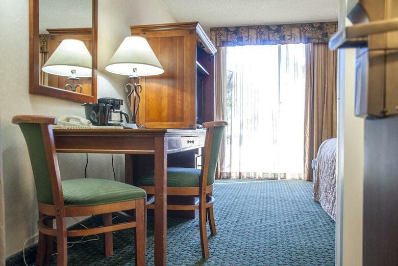 Hotel Rose Garden Inn San Luis Obispo