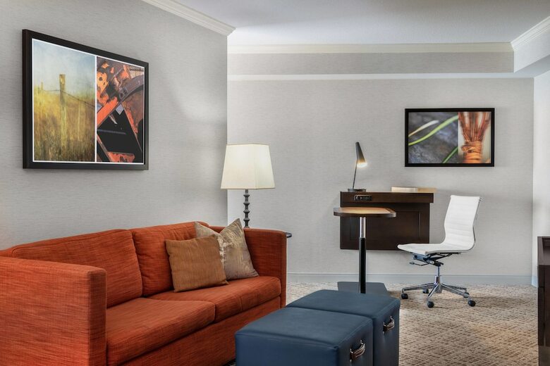 Renaissance Boulder Flatiron Hotel