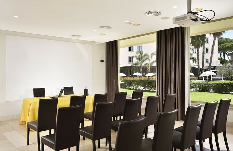 Hotel Isola Sacra Rome Airport