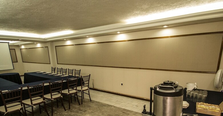 Gran Plaza Hotel & Convention Center