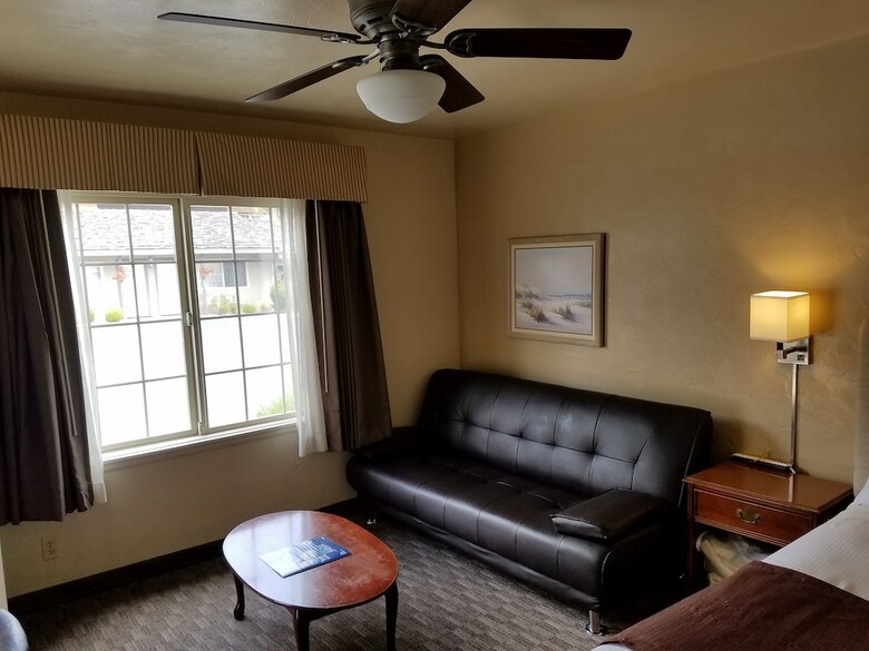 Motel Lone Oak Lodge